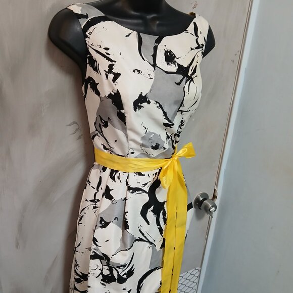 Robbie Bee Abstract Retro Dress - Picture 7 of 11